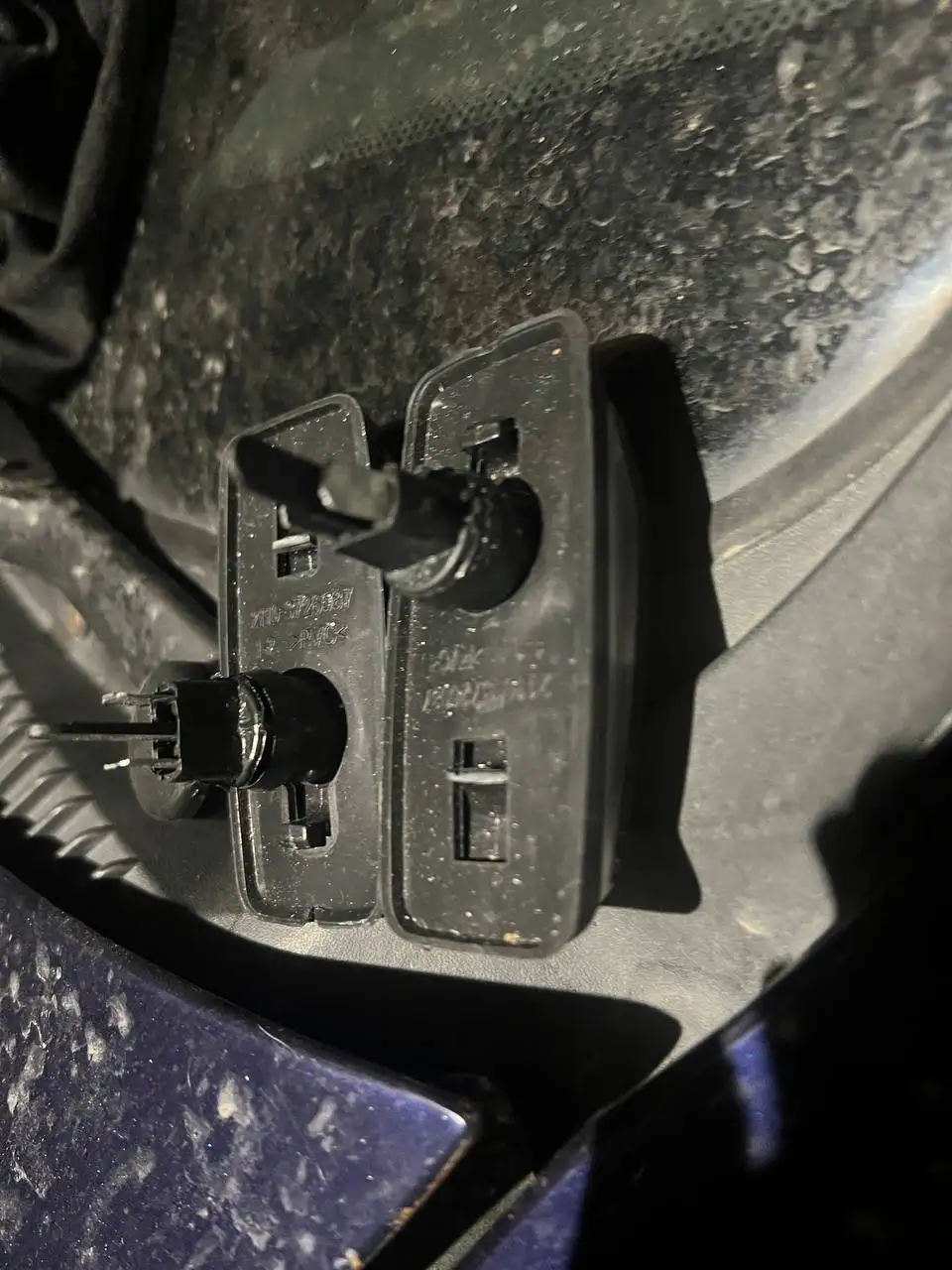 Поворотники для автомобиля - Осветительные приборы (Запчасти) в Йошкар-Ола