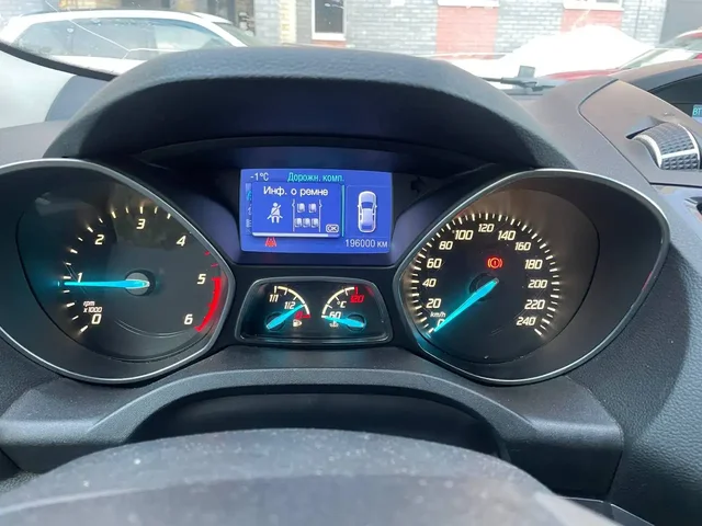 Продажа автомобиля 2013 года с двумя владельцами - Авто в Йошкар-Ола