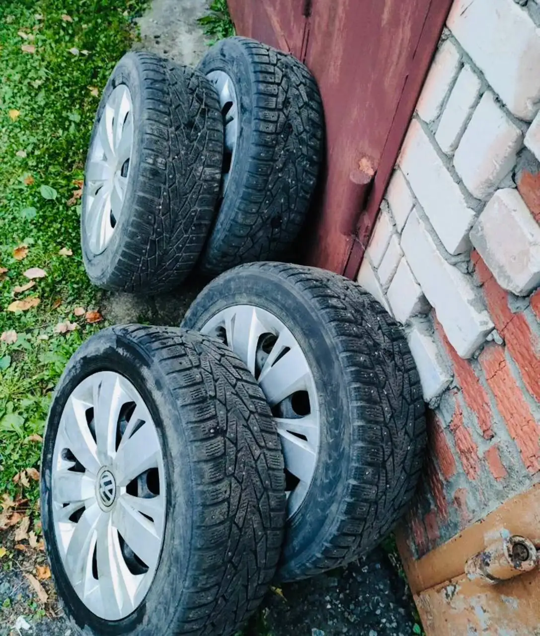 Продам штампы с резиной на Ауди и Фольксваген - Диски и шины (Запчасти) в Йошкар-Ола