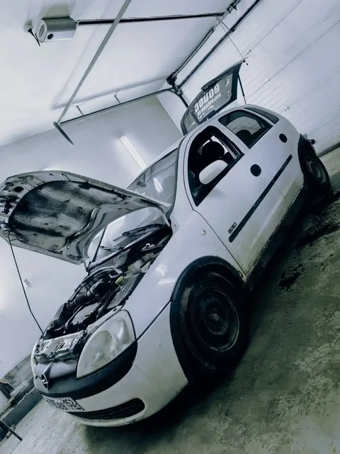 Продажа Opel Corsa 2001 года выпуска - Грузовики в Йошкар-Ола