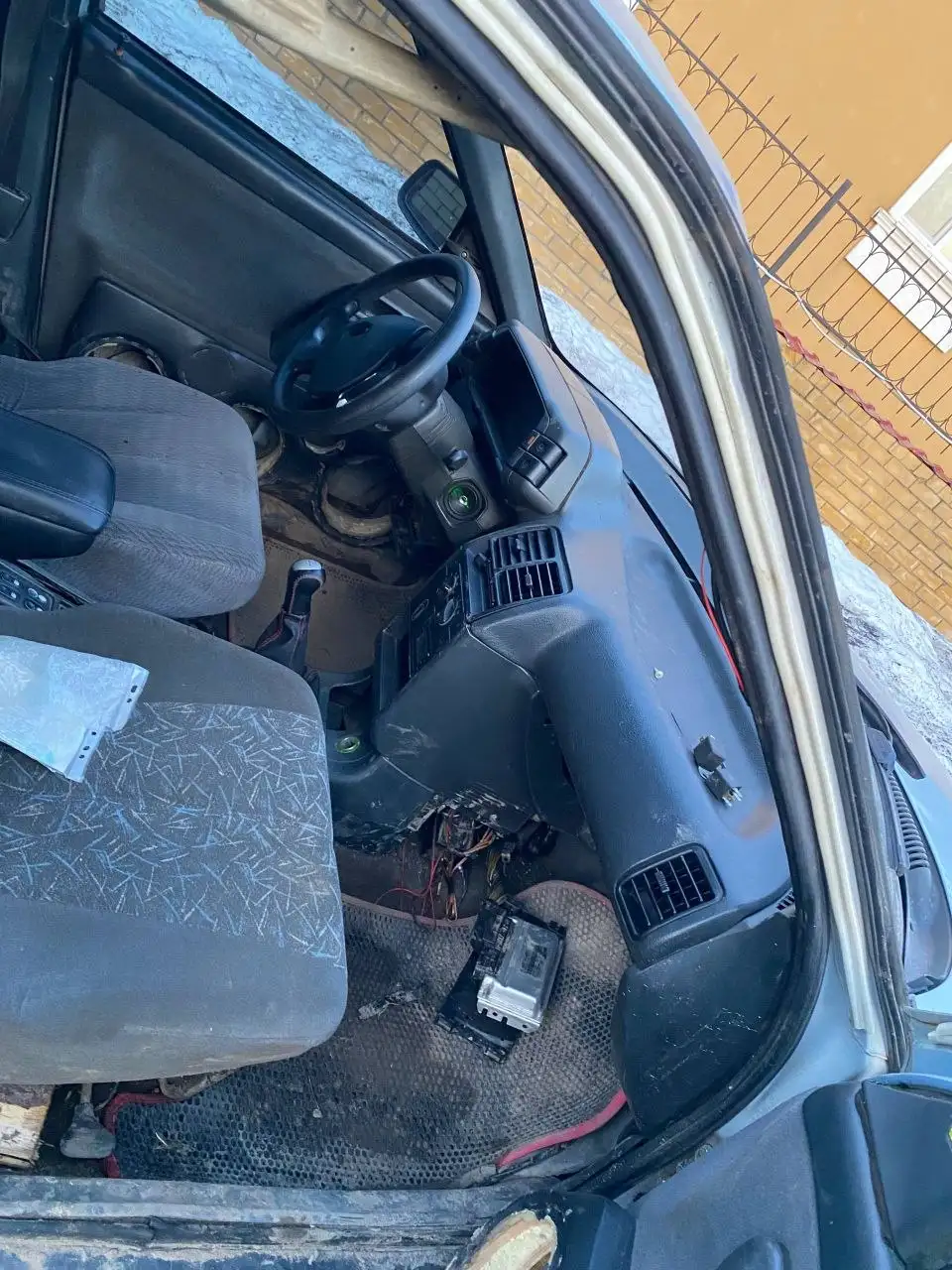 ВАЗ 2112 на разбор - Запчасти (Авто) в Йошкар-Ола