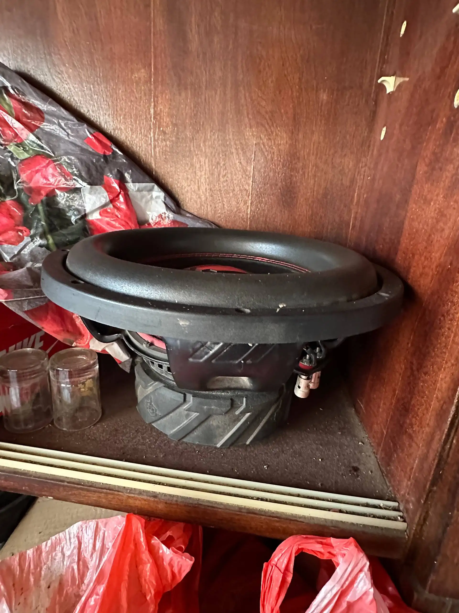 Продам усилитель 100.2 и сабвуфер Урал ТТ 12 - Аудиотехника (Электроника) в Йошкар-Ола