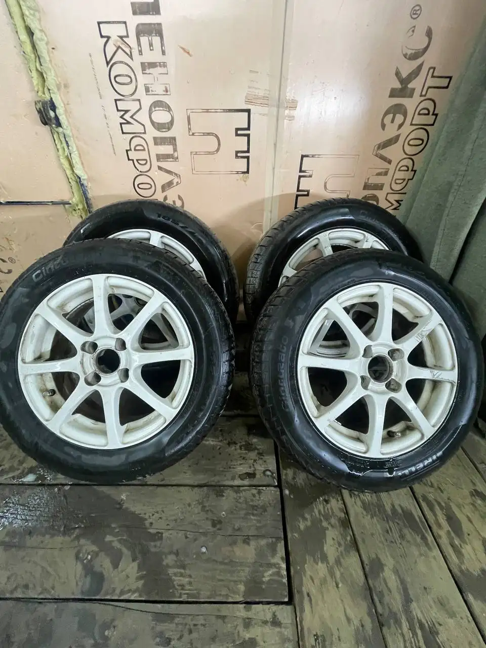 Колеса на ВАЗ Р14 с резиной Pirelli - Колесные диски и резина (Запчасти) в Волжск