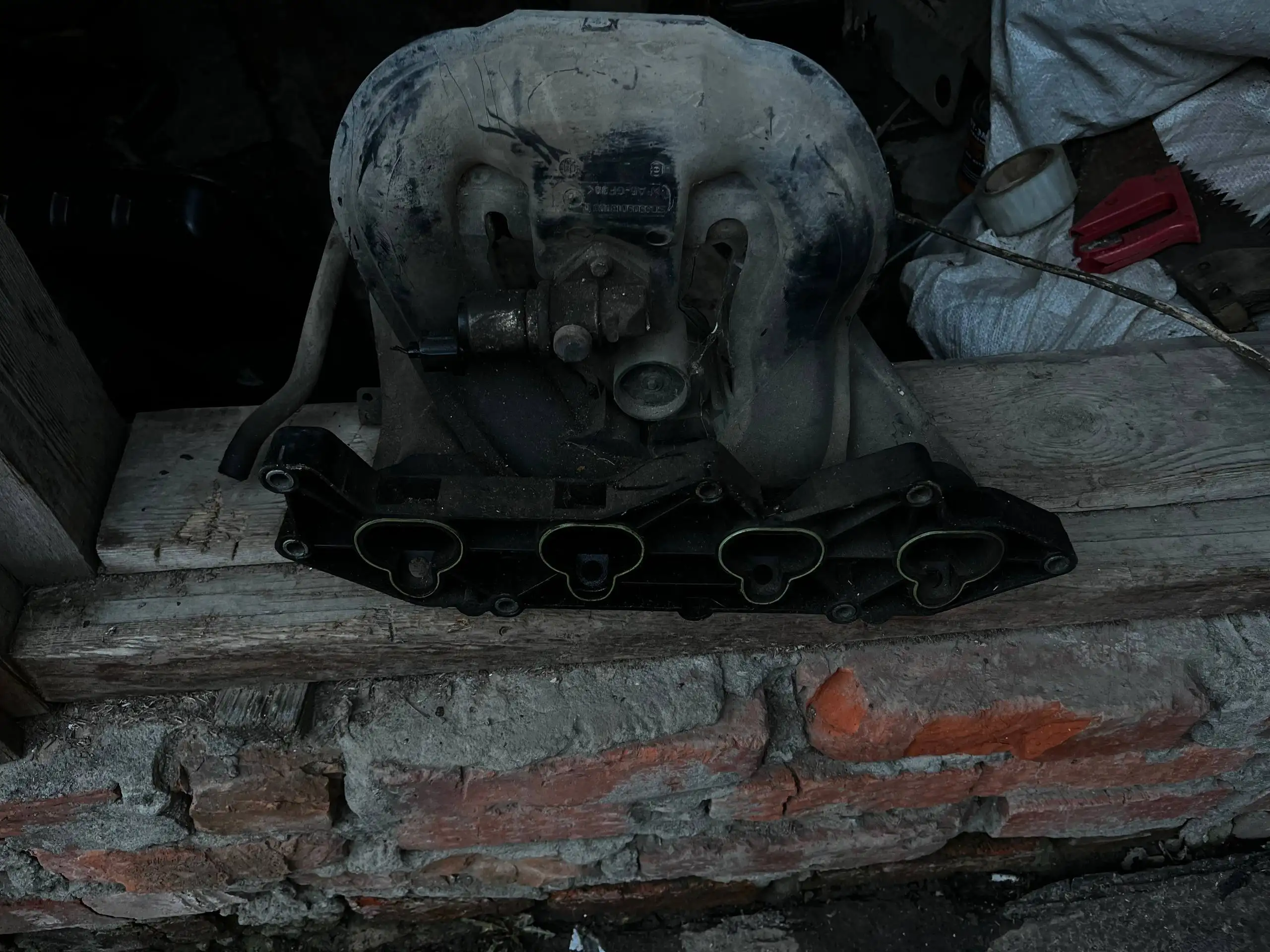 Впускной Форд Фокус - Запчасти (Авто) в Йошкар-Ола