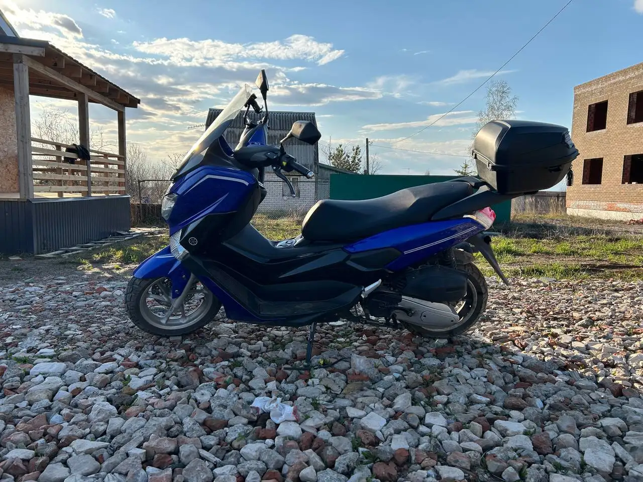 Скутер Quantum 150, реплика Yamaha Nmax - Скутеры и мототехника (Авто) в Казань