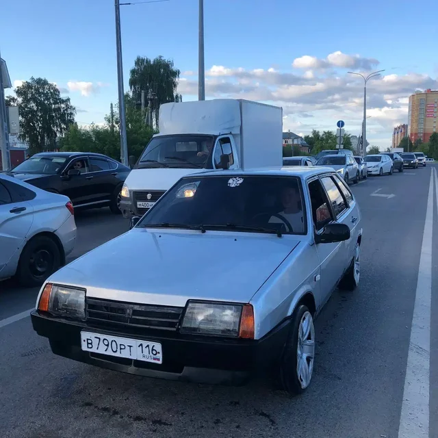 ВАЗ 2001 г.в. инжектор - частное объявление в Чебоксары