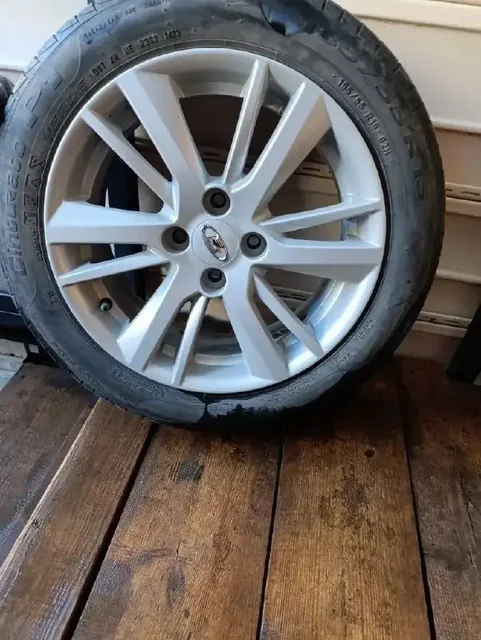 Продаю колеса на ВАЗ 135/55 R15 - Шины и диски в Йошкар-Ола