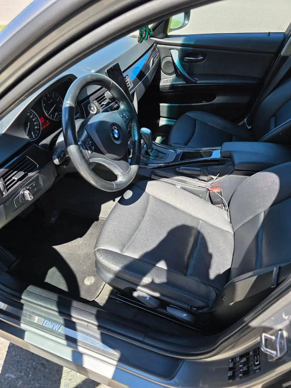 BMW с мощной скидкой - Легковые автомобили (Авто) в Йошкар-Ола