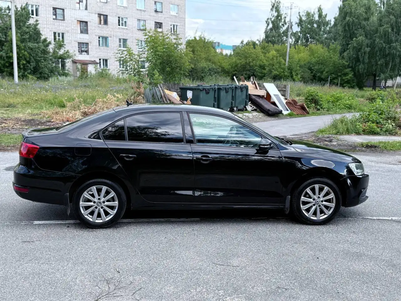 Volkswagen Jetta 1.6 AT - Седан (Авто) в Йошкар-Ола