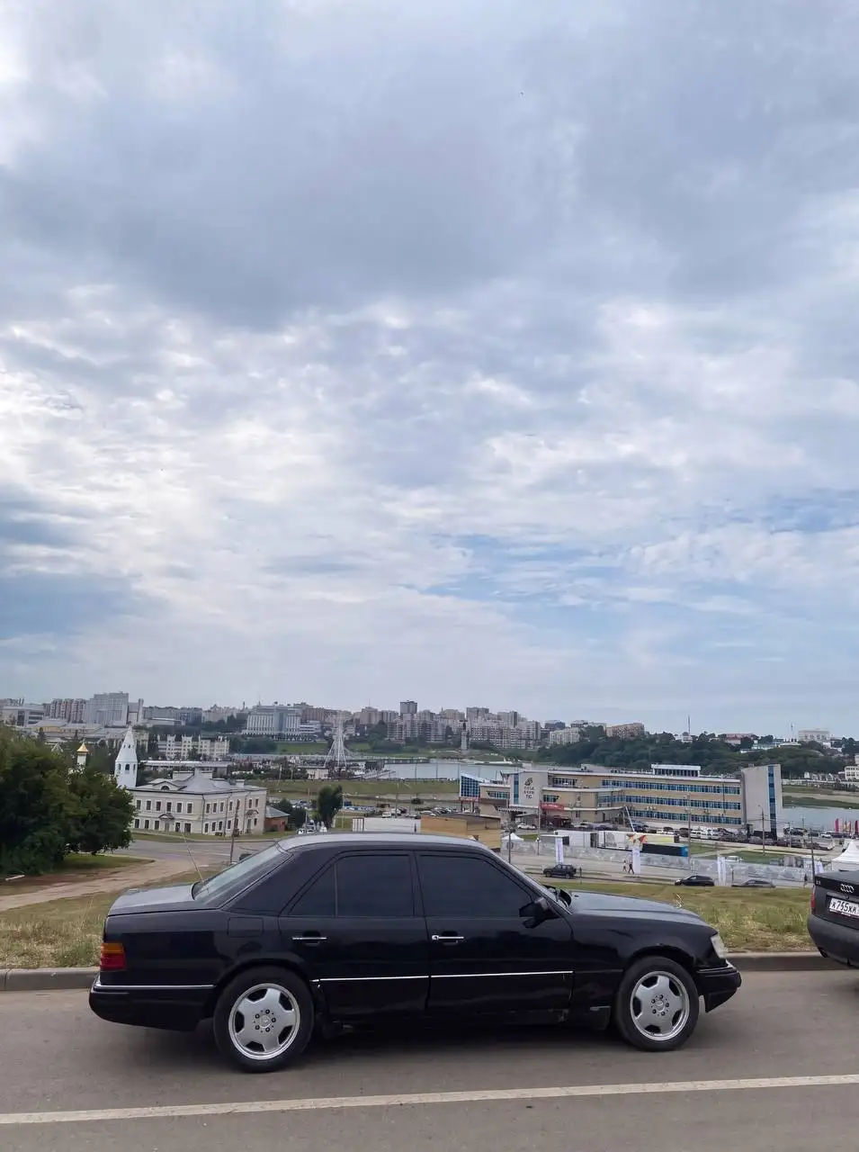 Шины 5/112 R17 Продам - Шины и диски (Авто) в Йошкар-Ола