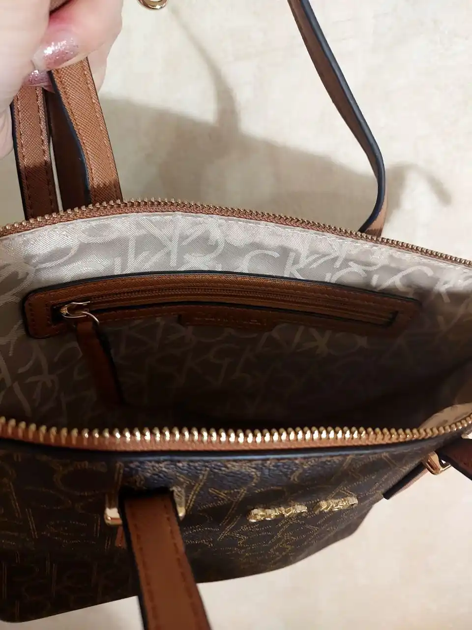 Продам новую сумку Calvin Klein