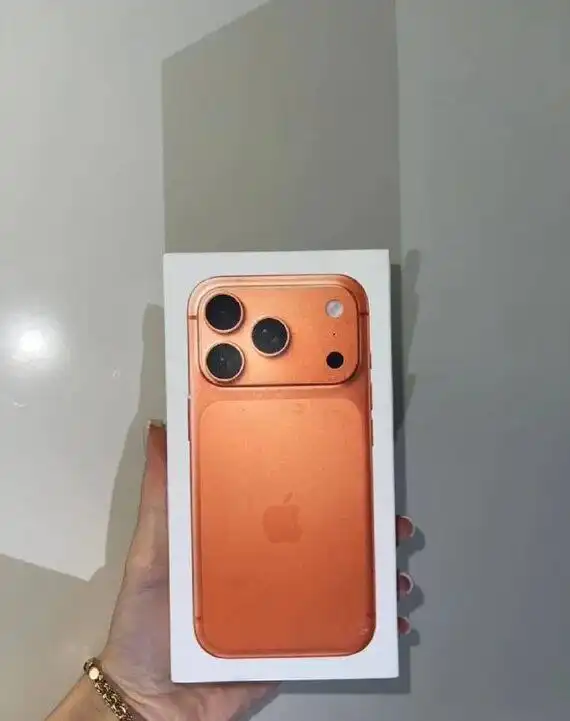Продажа iPhone 17 Pro Max 1TB