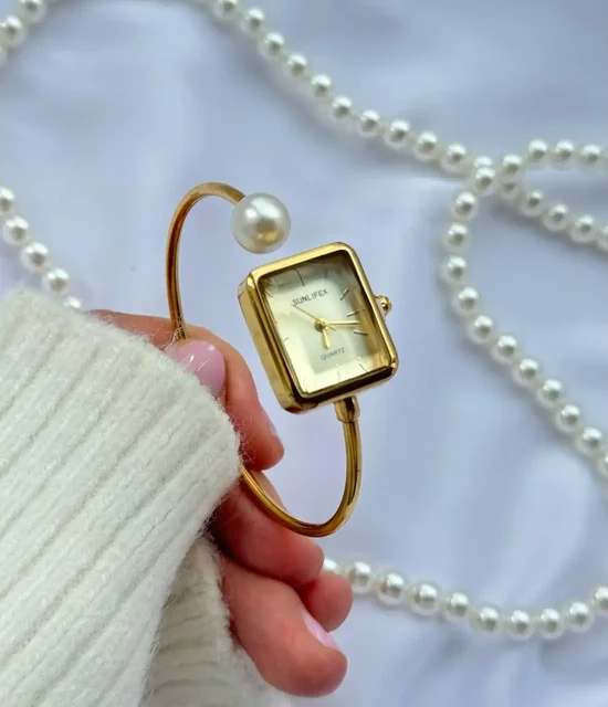 Женские винтажные наручные золотые часы с жемчужиной - Электроника в Москва