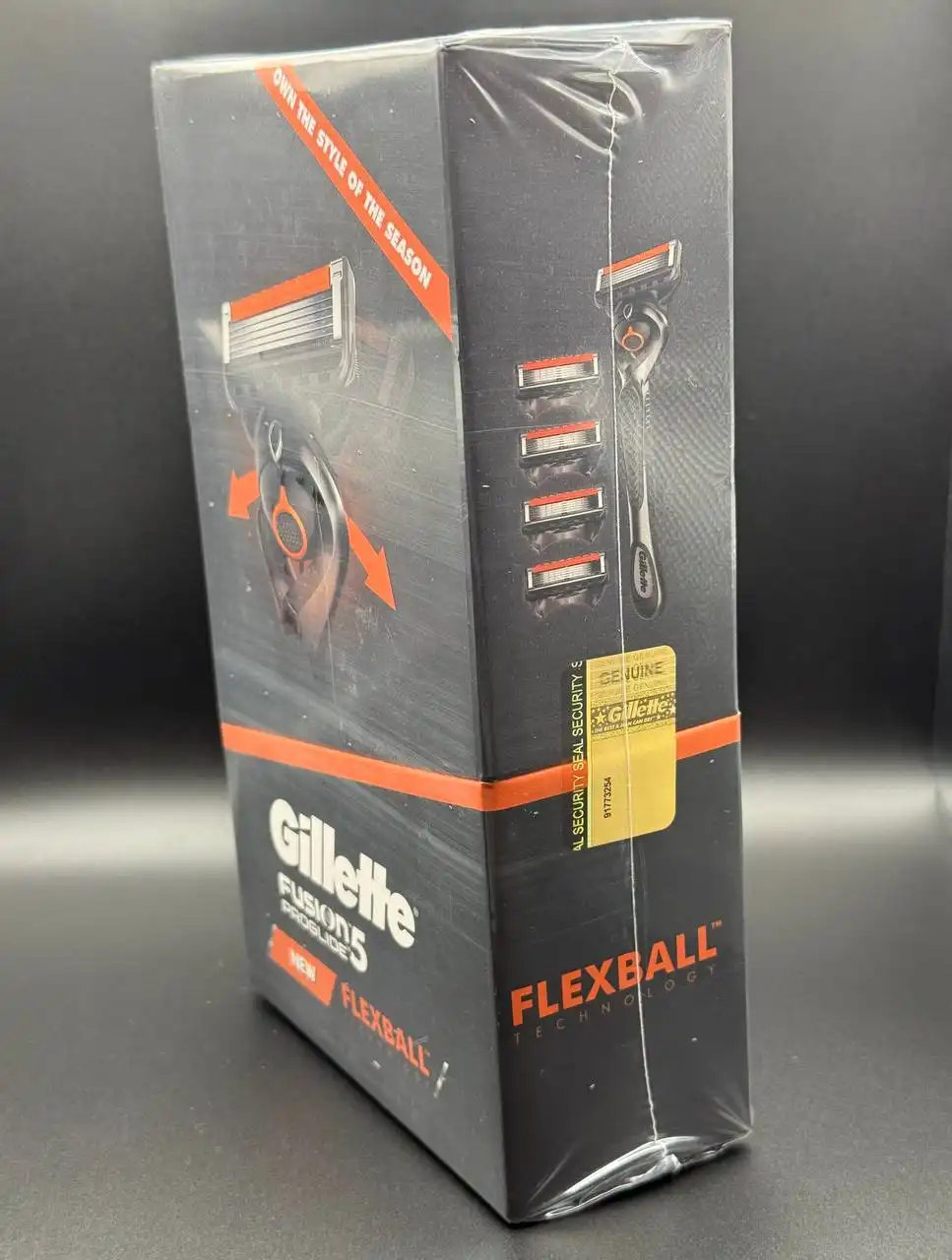 Наборы Gillette для ухода с оригинальными станками и кассетами