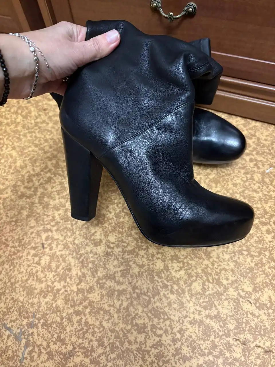 Сапоги кожаные и замшевые осенние