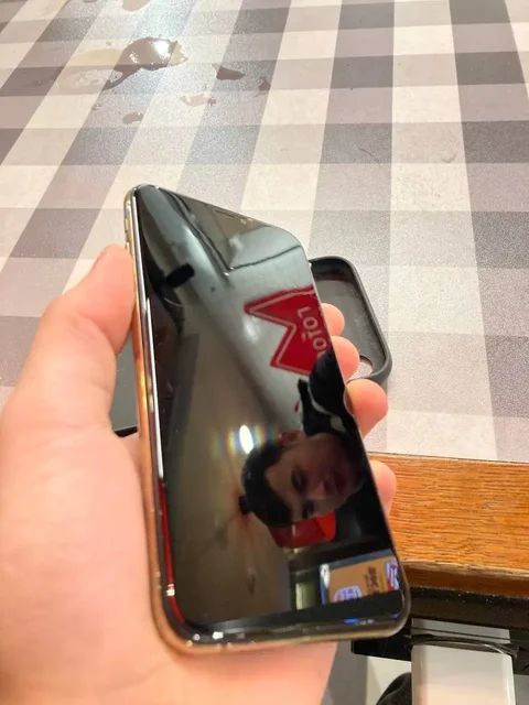 iPhone XS 64гб с дефектами - Электроника в Москва