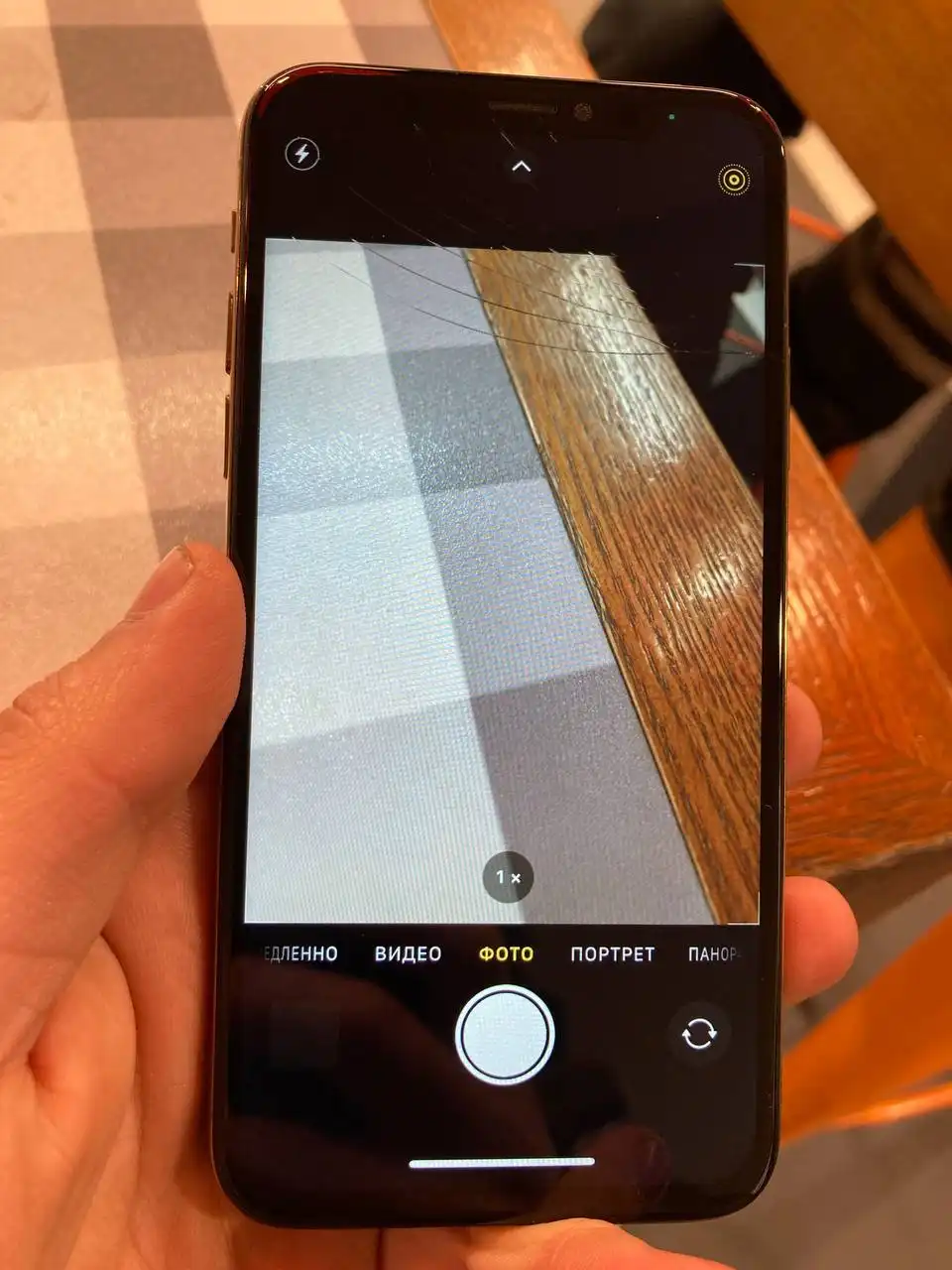 iPhone XS 64гб с дефектами