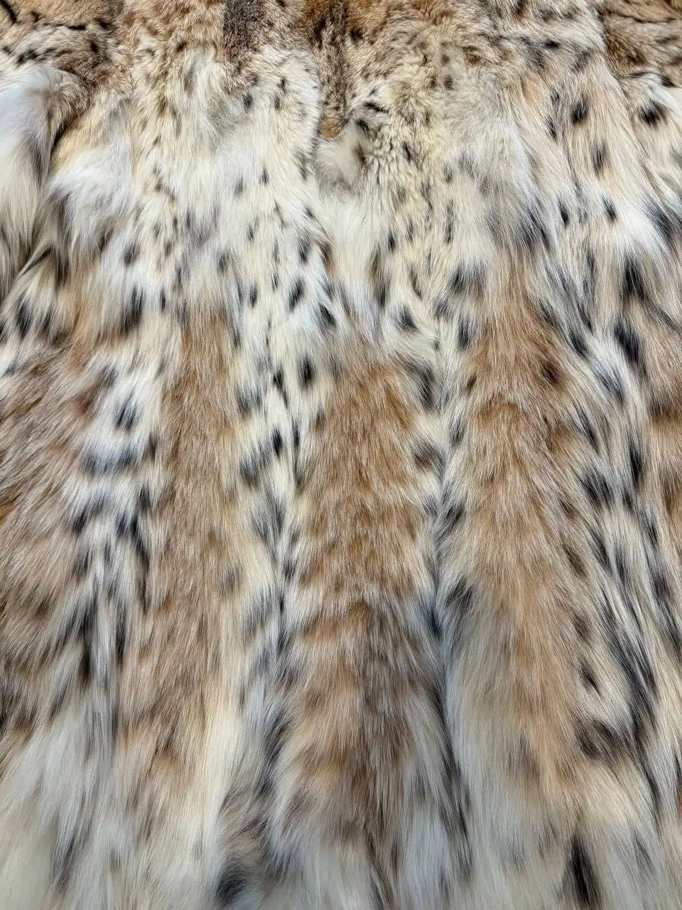 Шуба из натуральной рыси, размер 42-44