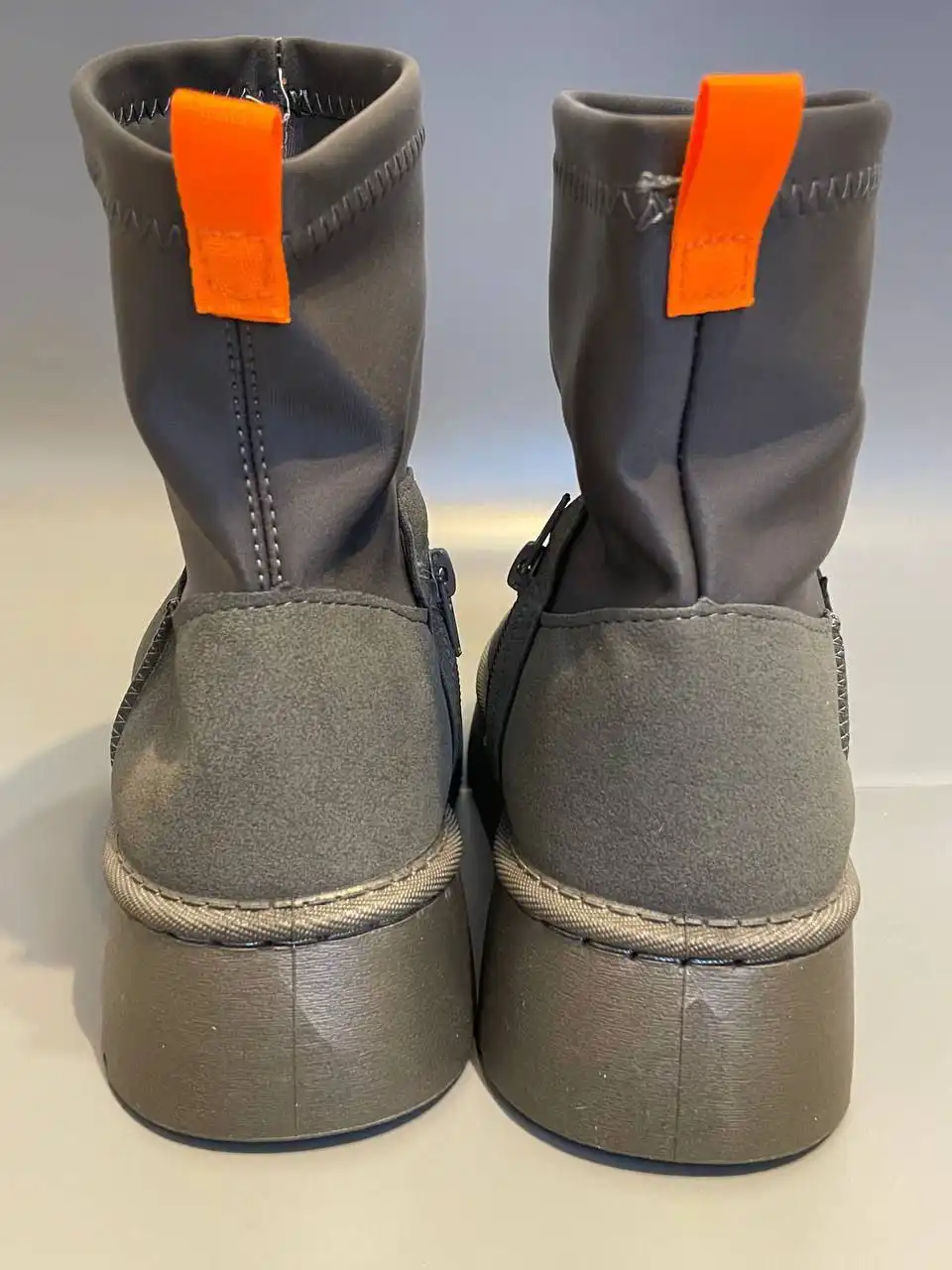 Зимние угги-полусапожки с мехом