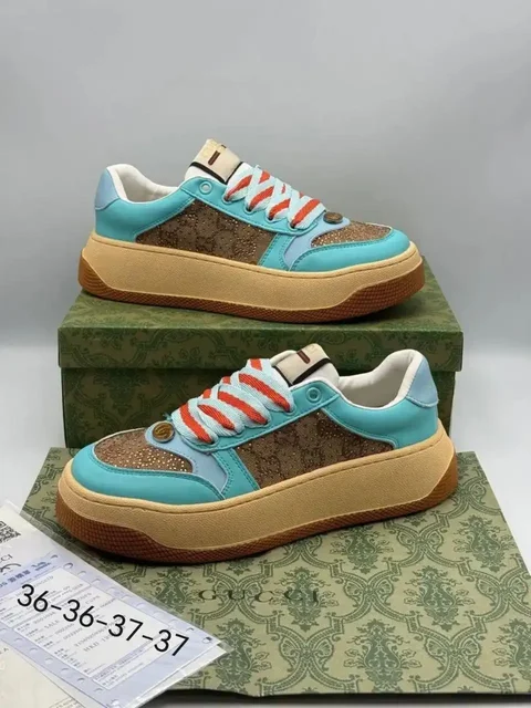 Одежда разных размеров с доставкой - Костюмы в Москва