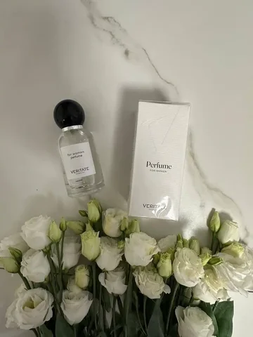 Требуются сотрудники в компанию люксового парфюма - Склад в Москва