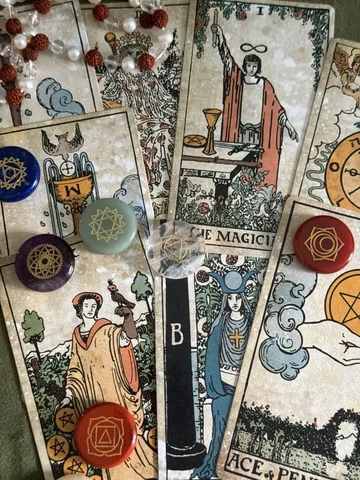 Профессиональные расклады Таро от опытного таролога - Пирсинг в Москва