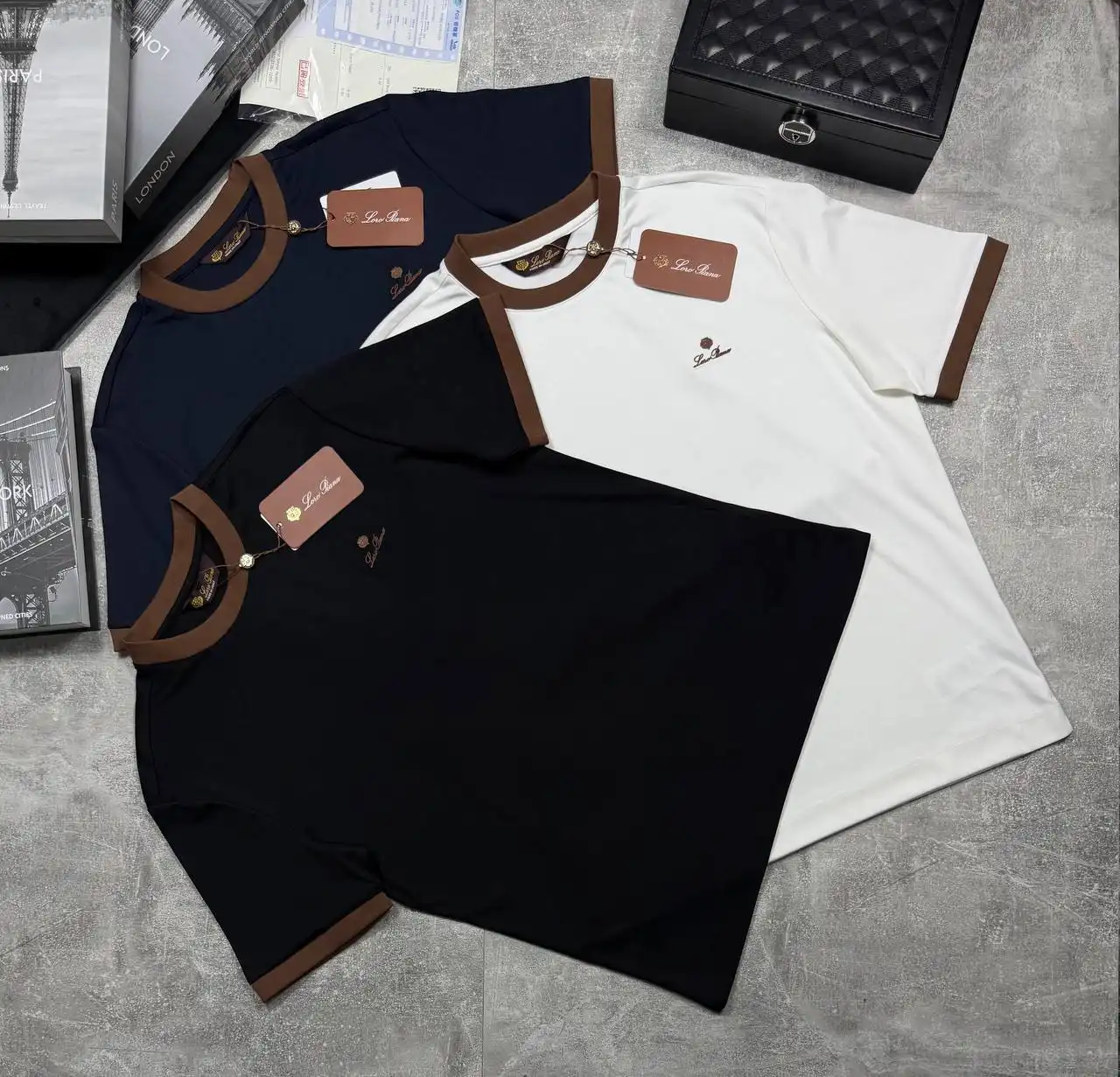 Большой выбор мужской одежды - Мужская одежда (Одежда) в Москва