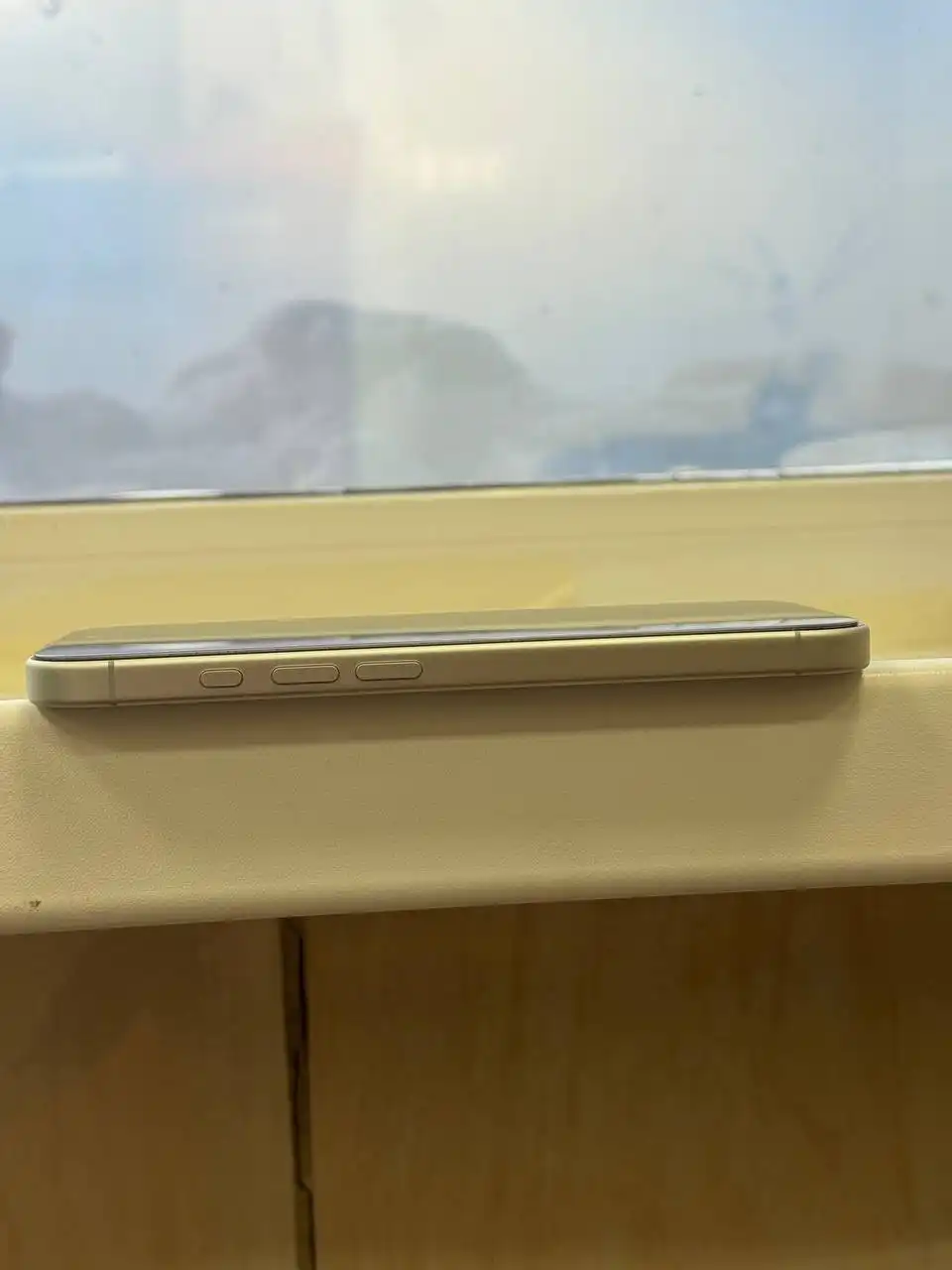 Продажа iPhone 17 256GB eSIM с гарантией - Смартфоны (Электроника) в Москва