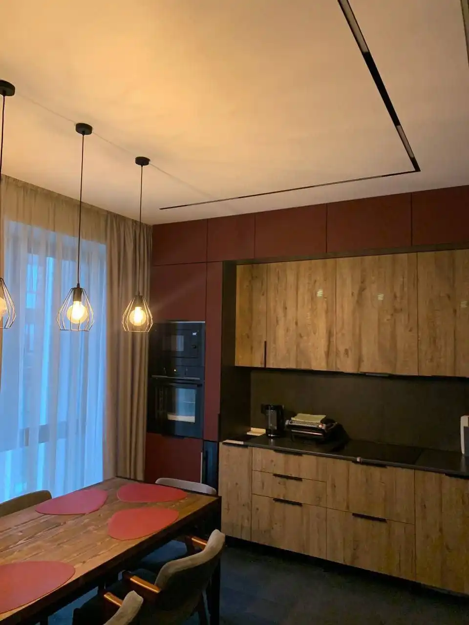 Натяжные потолки любой сложности