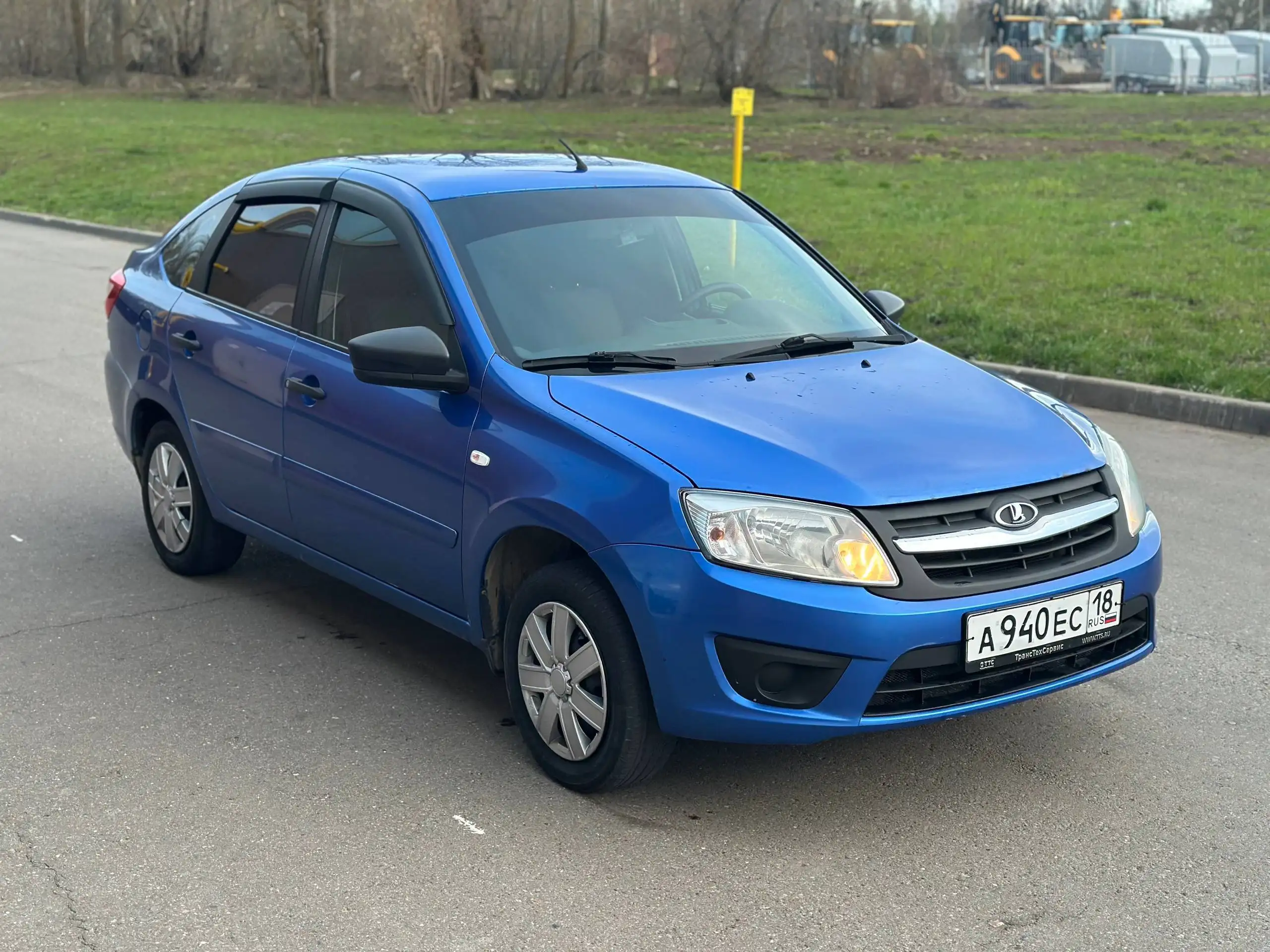 Lada Granta 2017 г.в. 2 хозяина, жирная комплектация - Легковые автомобили (Авто) в Нижнекамск