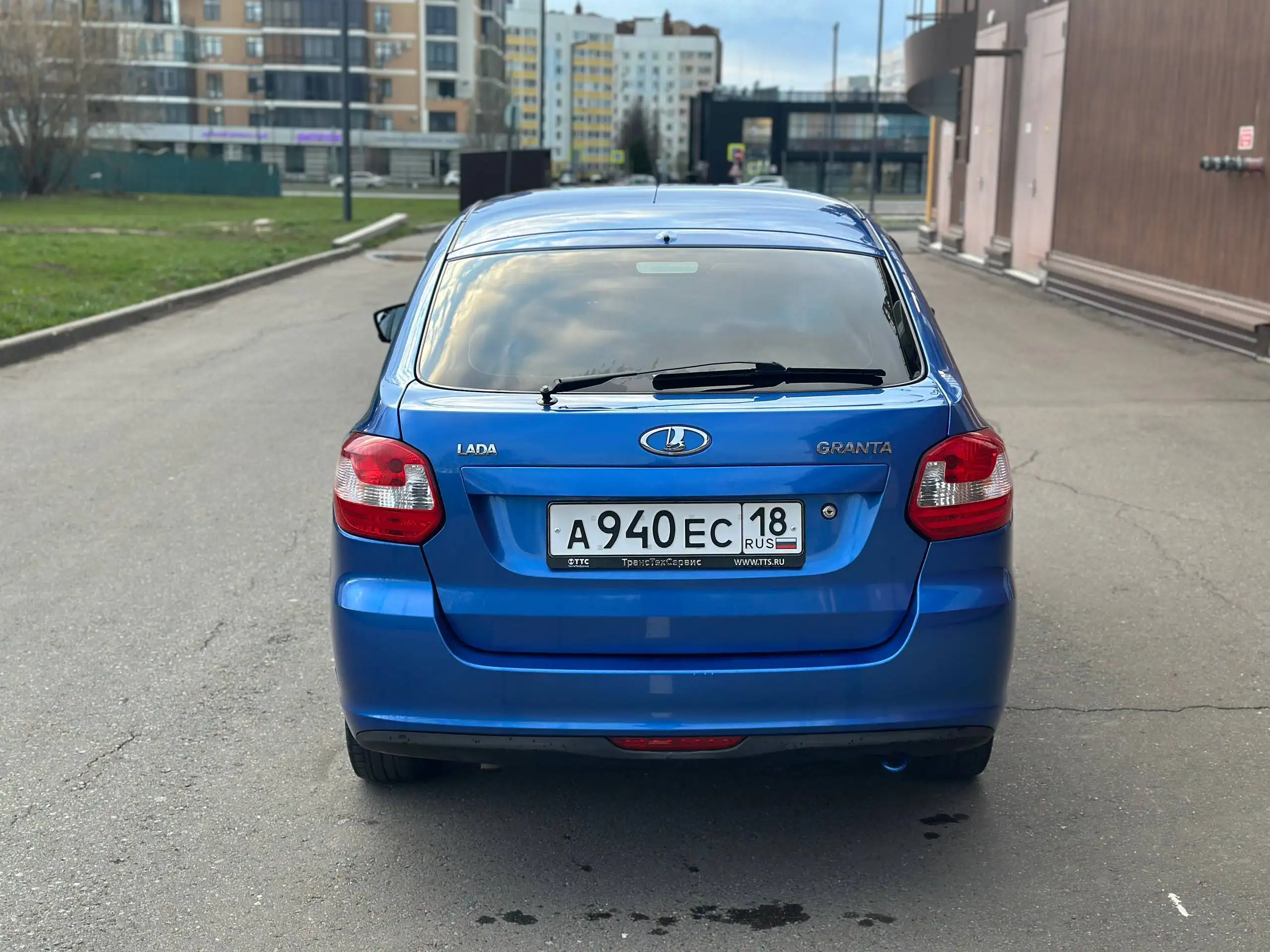 Lada Granta 2017 г.в. 2 хозяина, жирная комплектация - Легковые автомобили (Авто) в Нижнекамск