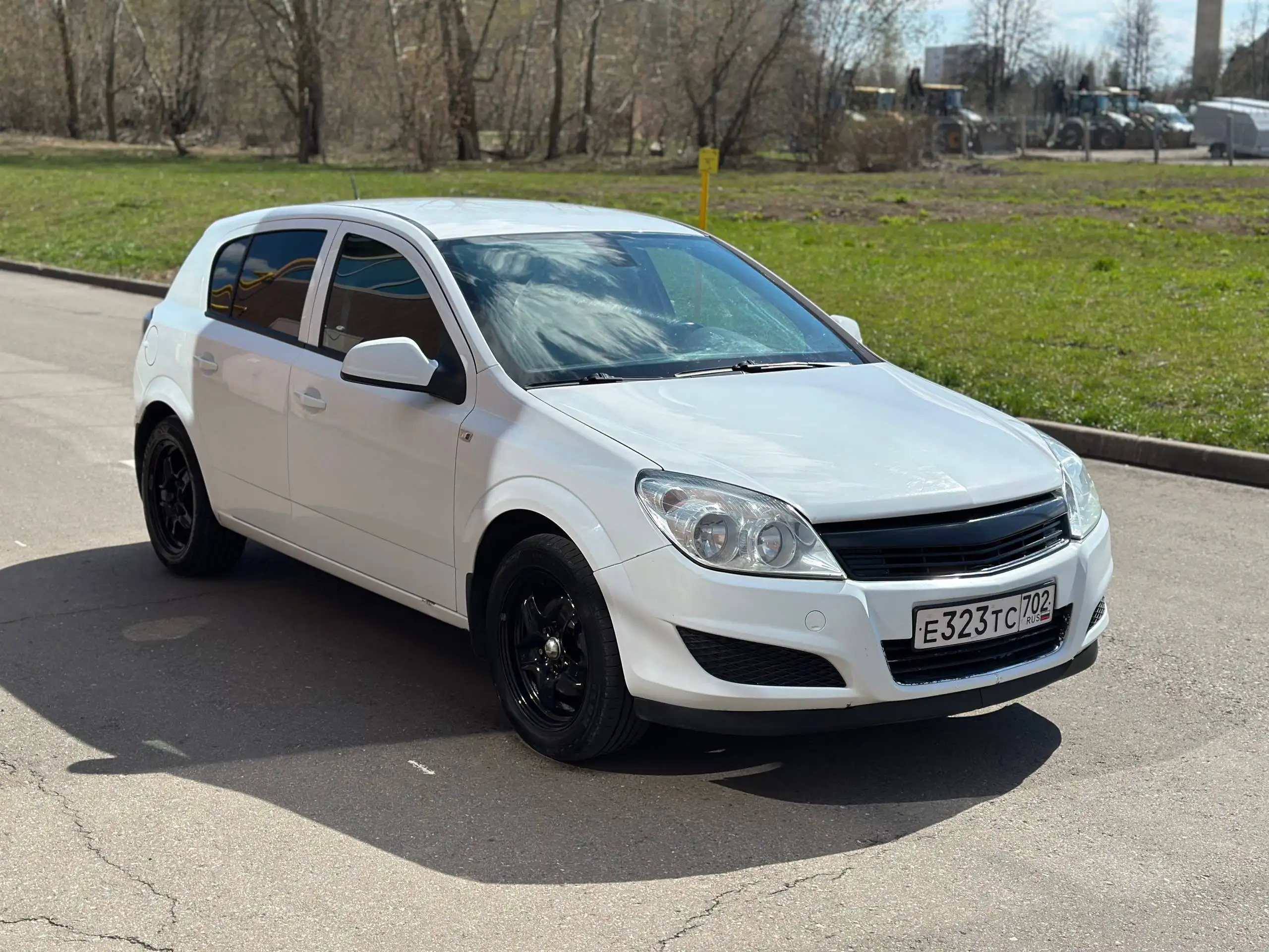 Opel Astra H рестайлинг 2011 - Легковые автомобили (Авто) в Нижнекамск