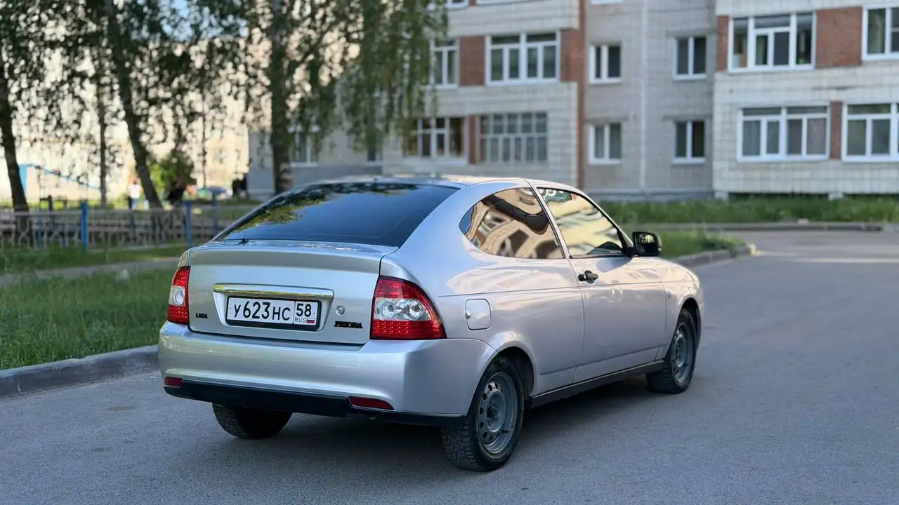 Лада Приора 2010 люкс с кондиционером - Легковые автомобили (Авто) в Зеленодольск