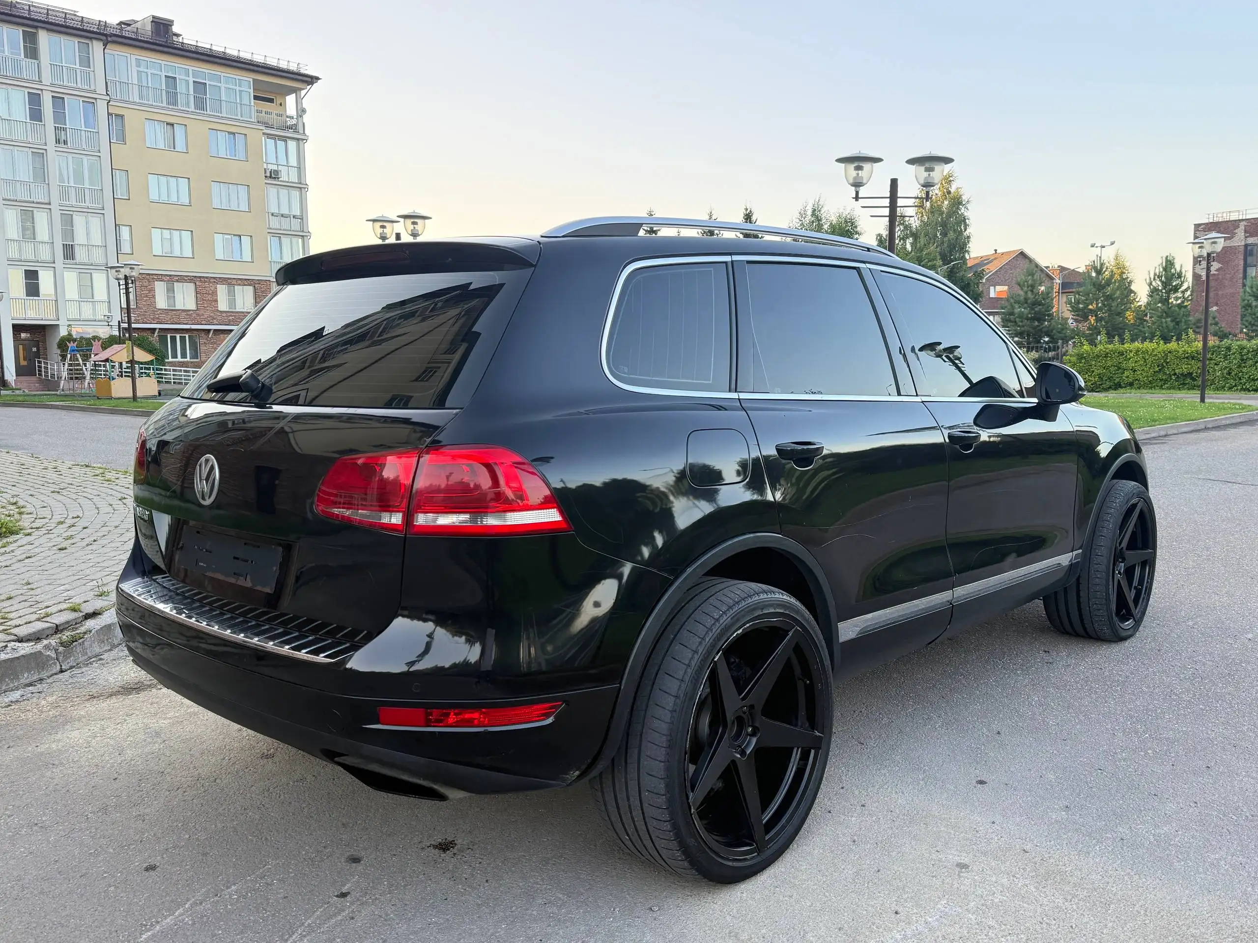 Продажа Volkswagen Touareg NF 2011, 3.0 дизель - Легковые автомобили (Авто) в Москва