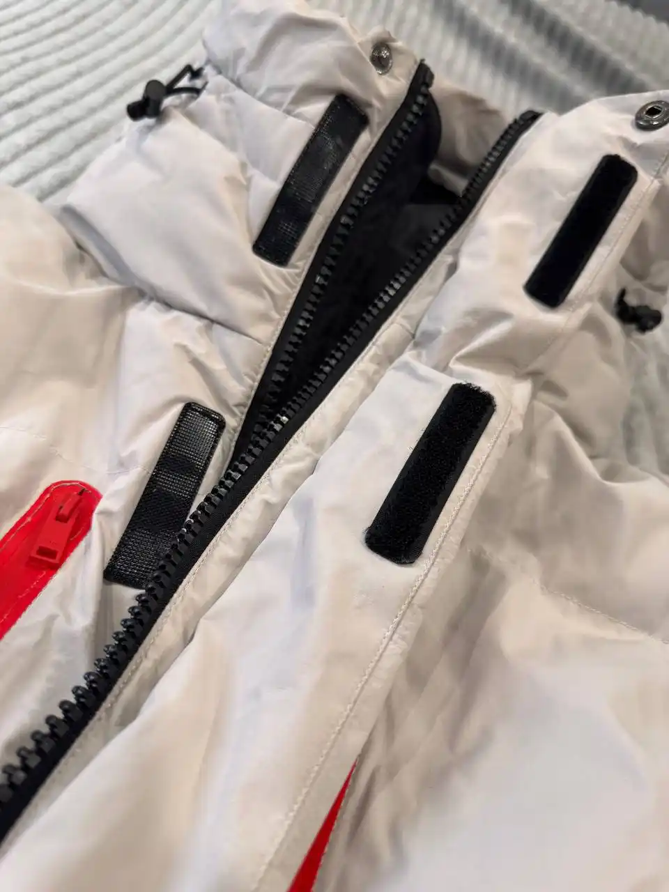 Мужская одежда размер М на рост 180