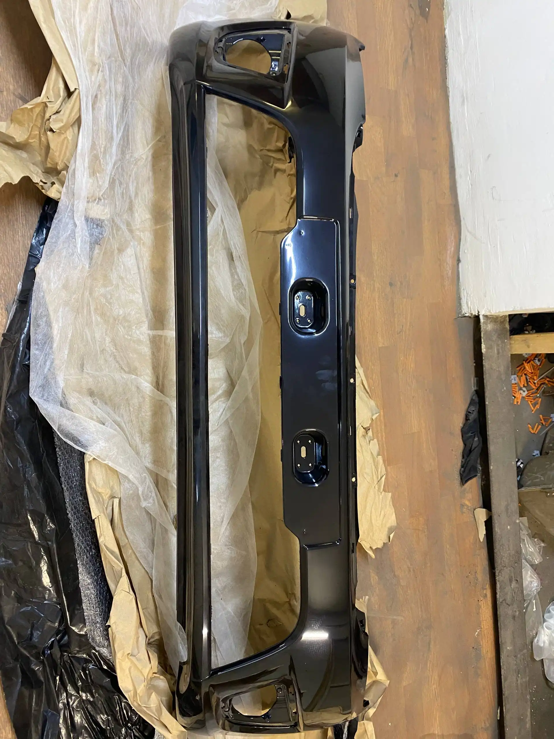 Продам передний бампер 2191