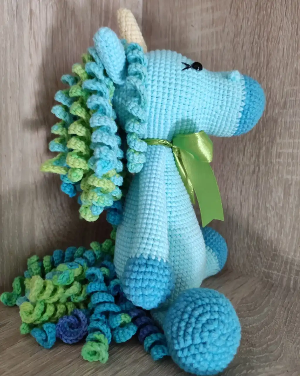 Единороги ручной работы высотой 27-29 см