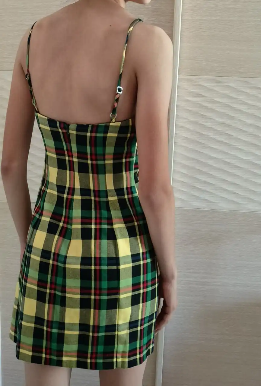 Женские платья б/у в отличном состоянии