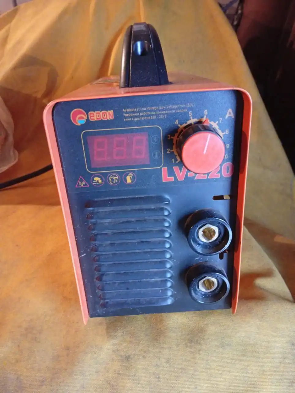 Продам сварочный полуавтомат 5000