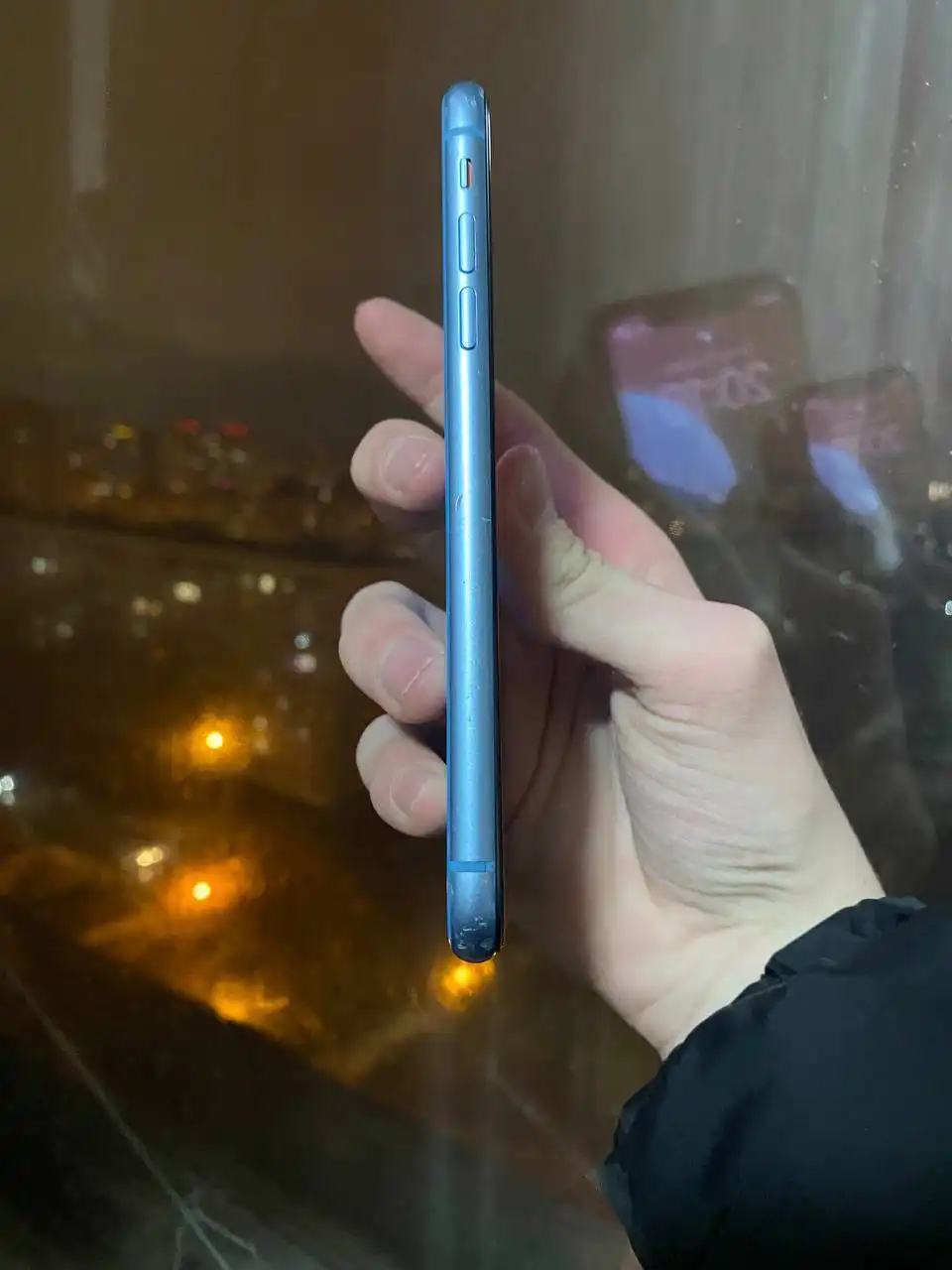 iPhone XR в автозаводском районе