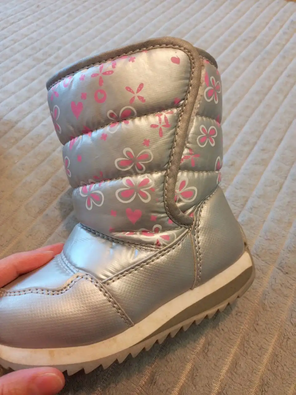 Зимние сапожки для девочки