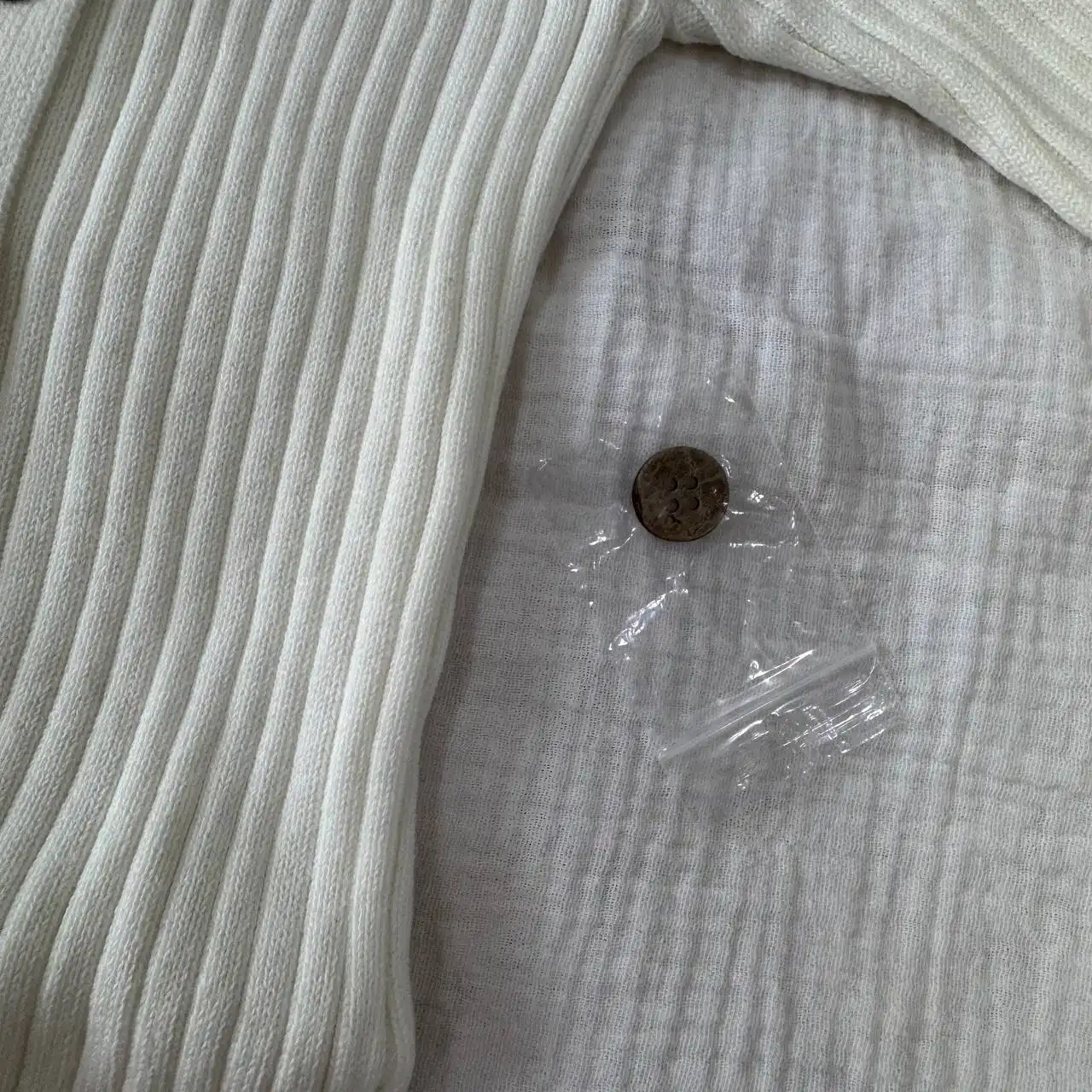 Белый вязанный комбез на 62 размер