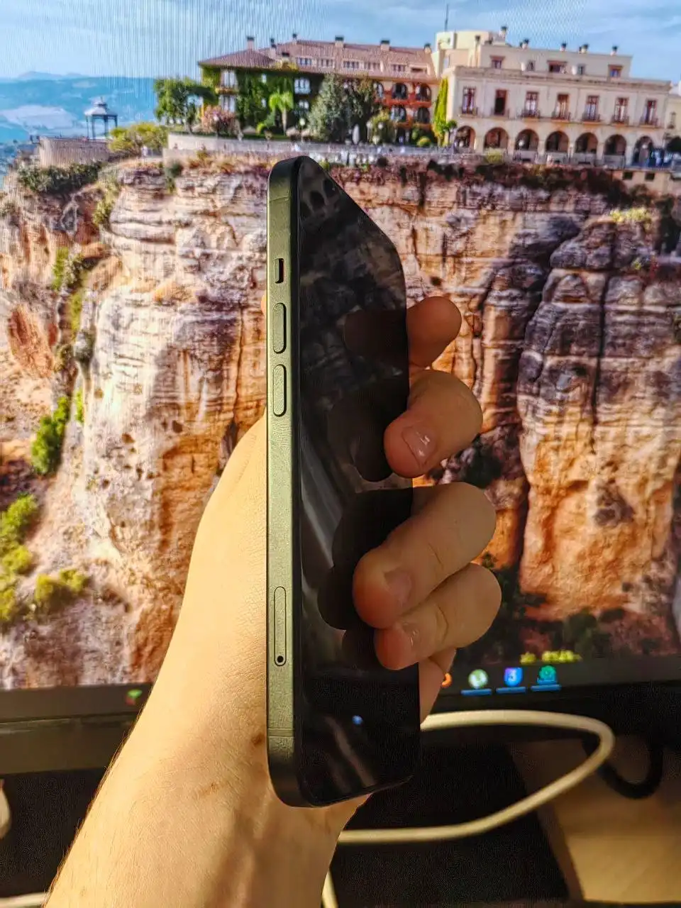 iPhone 15 128gb черный в Тольятти