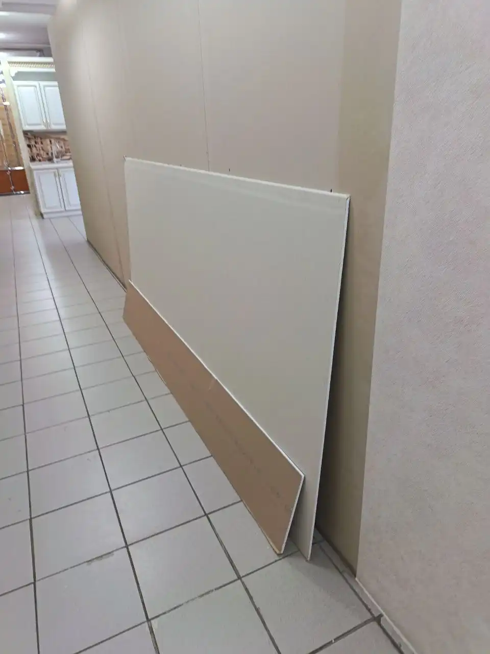 Отдам металлопрофиль и гипсокартон