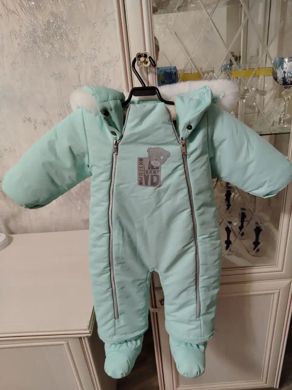 Продажа зимней одежды и обуви