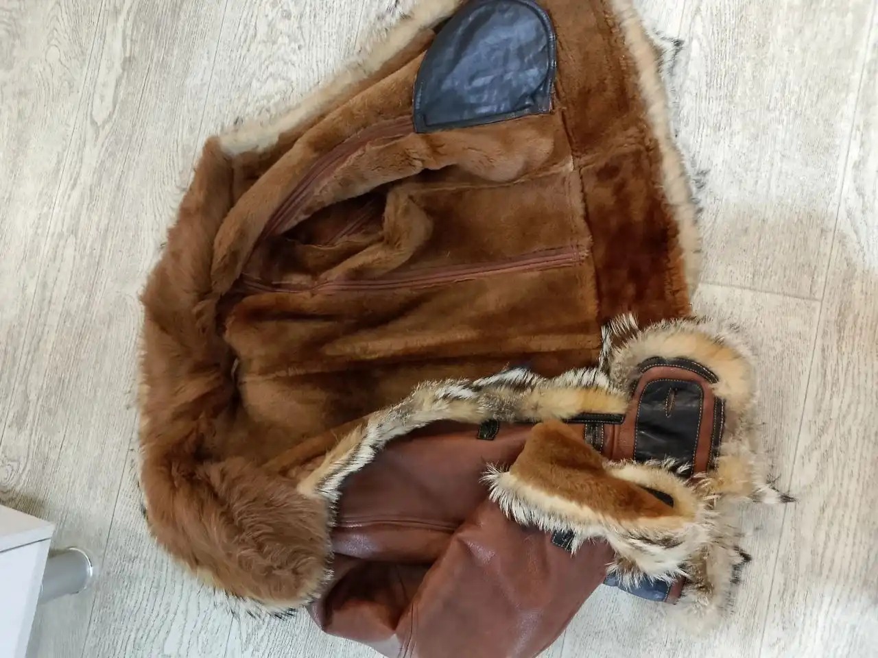 Продам дорогую натуральную дублёнку в отличном состоянии