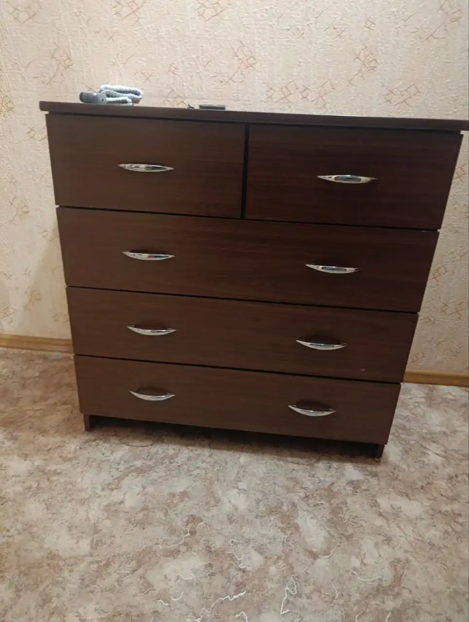 Отдам даром рабочий предмет с повреждениями на столешнице - Барахолка в Тольятти