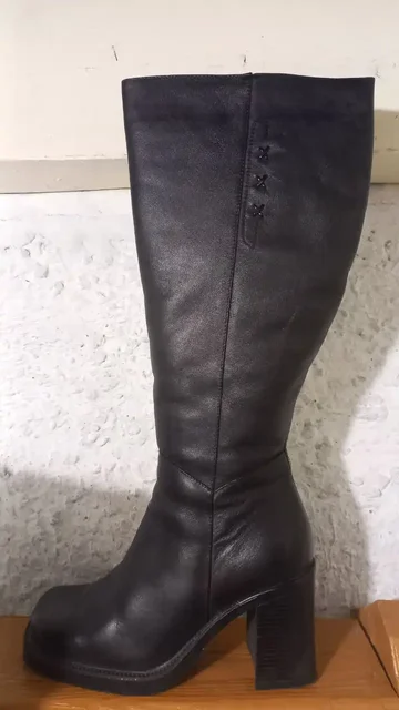 Зимние сапоги из натурального меха и кожи - Мужская одежда в Тольятти