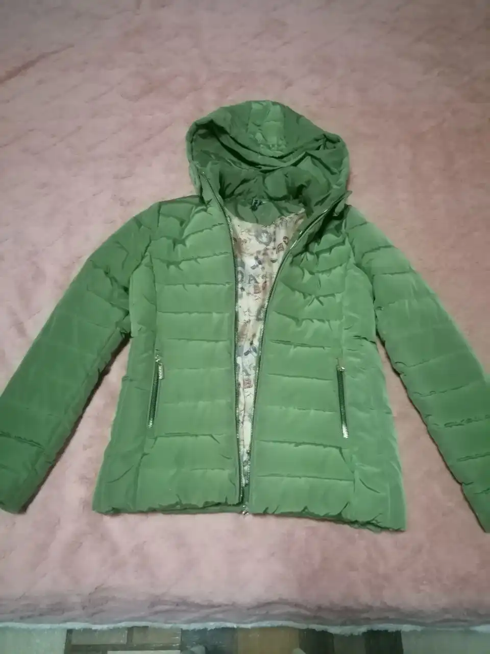 Продажа женской верхней одежды 44-46 размер - Верхняя одежда (Одежда) в Тольятти