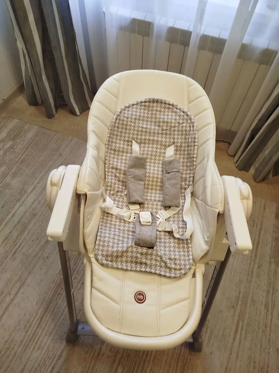 Стульчик для кормления Berny Basic с тремя положениями спинки - Детская мебель (Товары для детей) в Тольятти